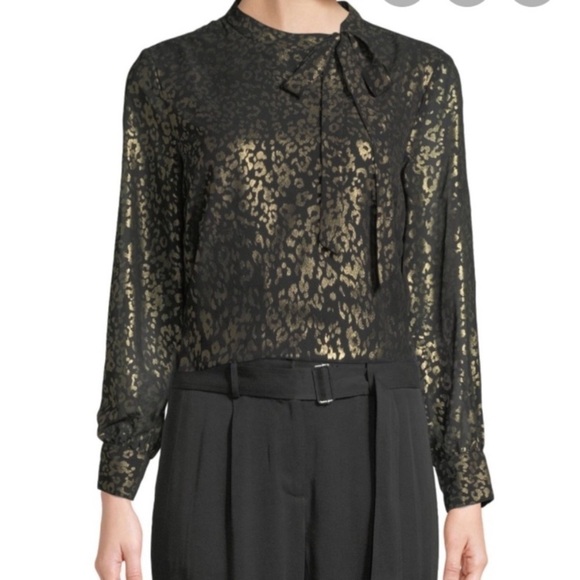 Cupcakes & Cashmere Clarisse Leopard Print Metallic Chiffon Blouse - Picture 6 of 6